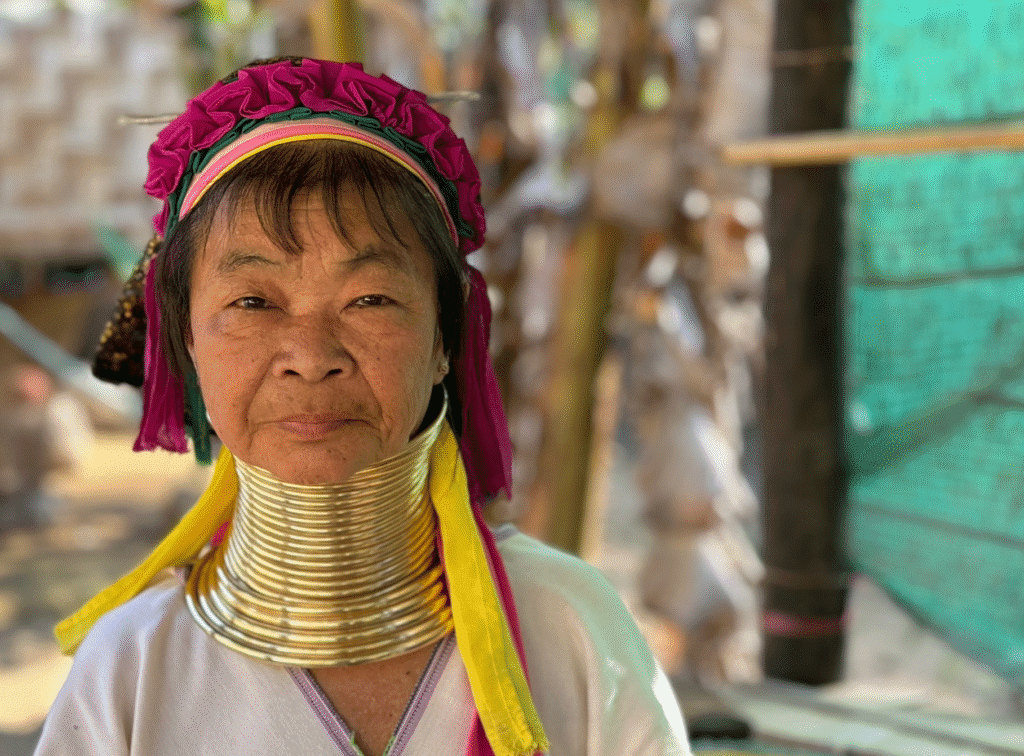 mujeres jirafa