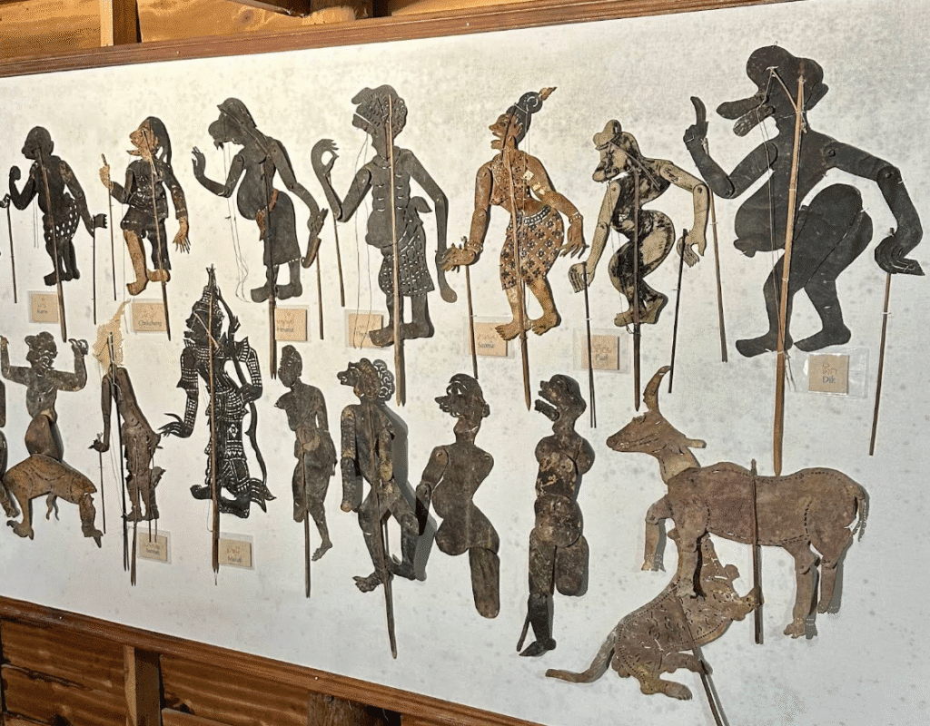shadow puppet thailand