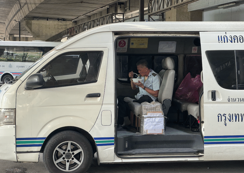 minivan bangkok hua hin