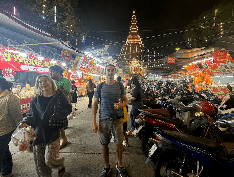 que hacer en nakhon pathom