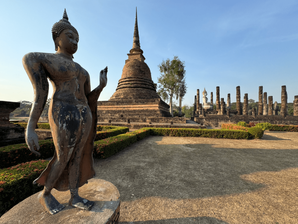 que ver en sukhothai