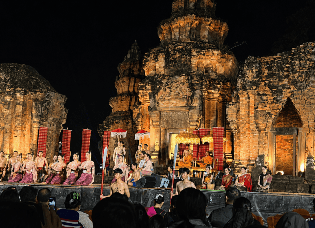 que ver en surin tailandia