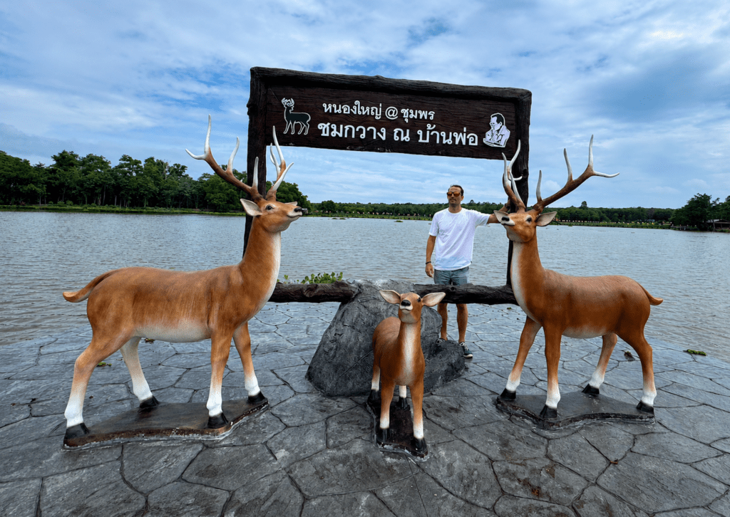 Nong Yai Wooden Bridge